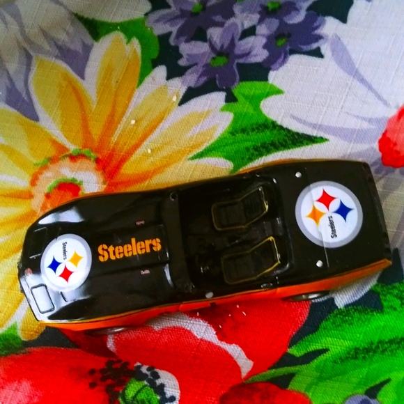 Collectionble - Picture 1 of 1